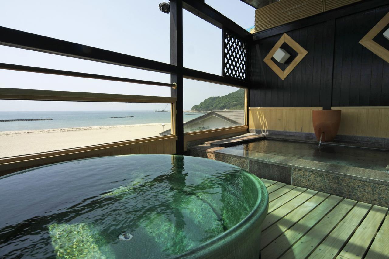 Ryokan Umi No Hana Тойока Екстериор снимка